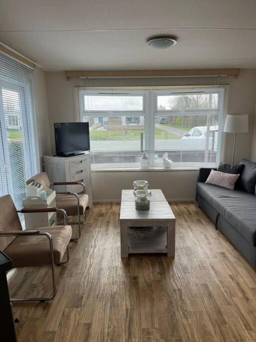Chalet + Tiny House Nabij Strand Petten Zewnętrze zdjęcie